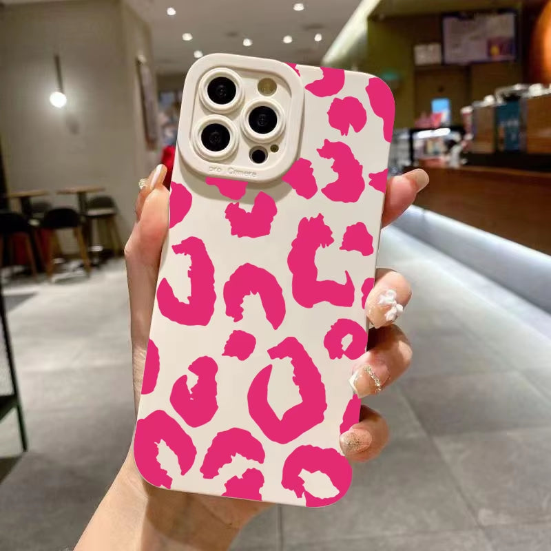 Stylish Leopard Print Camera Protection Case for iPhone 16, 17, and More - Full Coverage Design