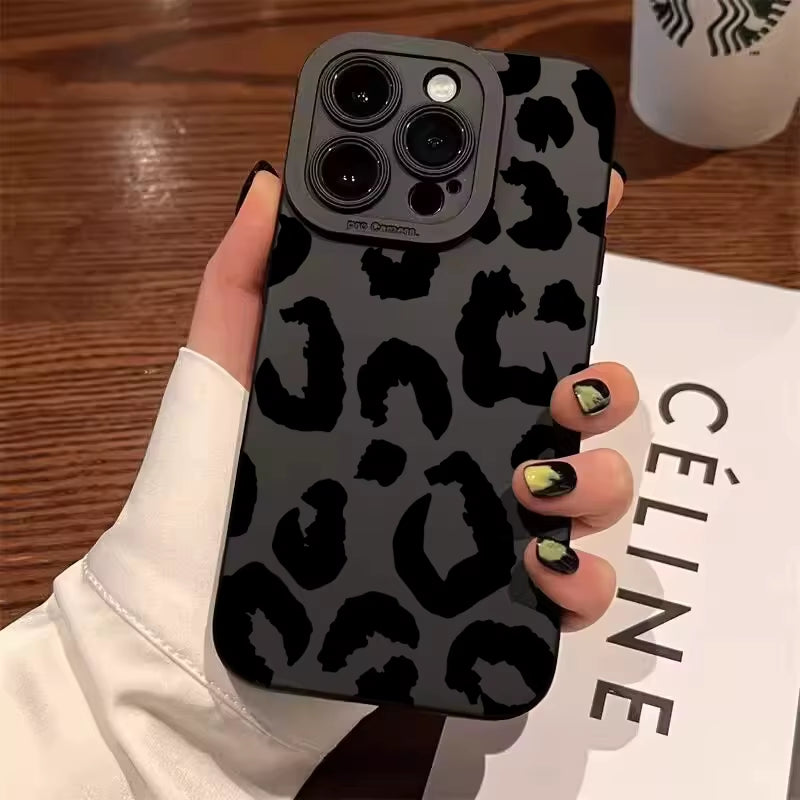 Stylish Leopard Print Camera Protection Case for iPhone 16, 17, and More - Full Coverage Design